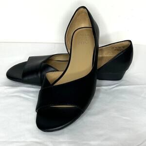 Naturalizer Black Peep Toe Shoes Size 9.5M Vegan Leather 1" Heel NWOT Modest